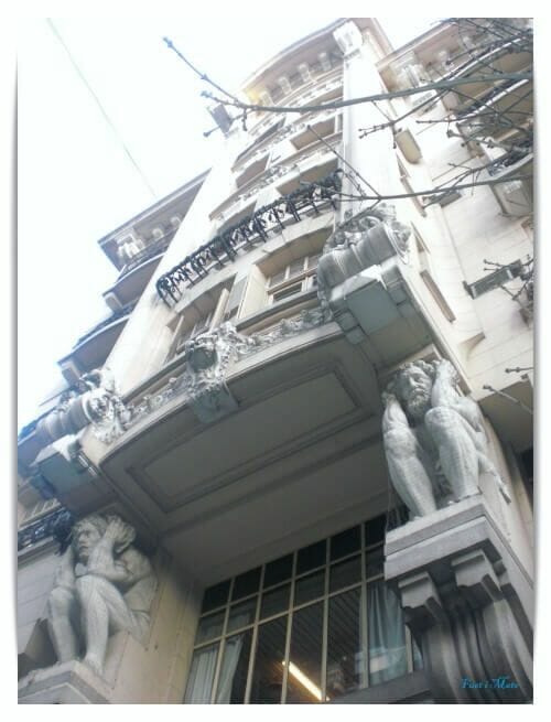 Av. Rivadavia Los Atlantes - barrio montserrat buenos aires
