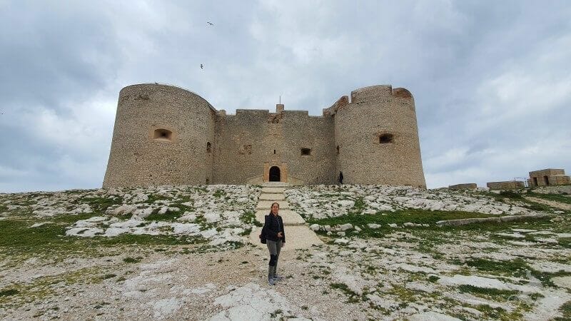 El castillo de IF e isla - prisión del Conde de Montecristo - Mi baúl ...