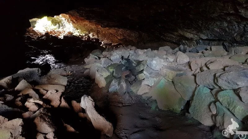 ana te pahu cuevas de isla de Pascua