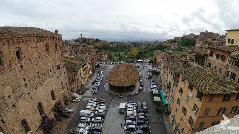 plaza mercato que visitar en siena