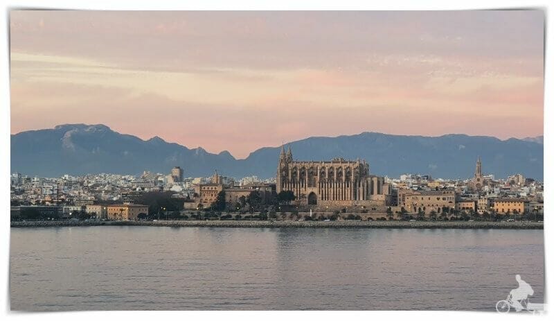 Vistas de Mallorca desde el puerto