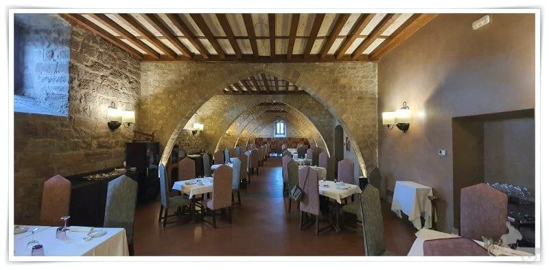restaurante del Parador de Cardona