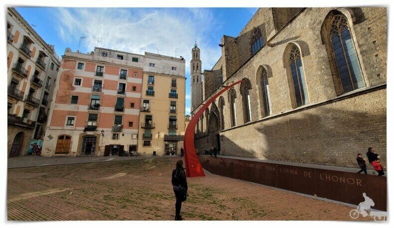 memorial fossar de las moreres