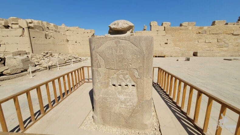 gran escarabajo de Karnak
