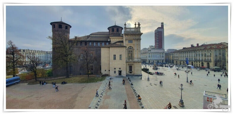 piazza Castello