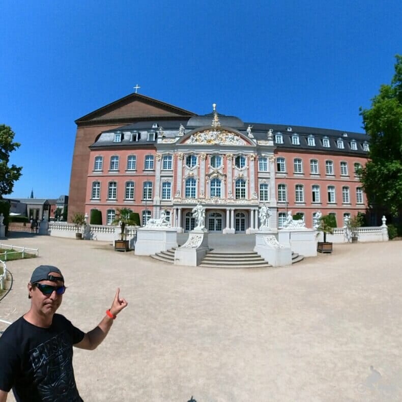 fachada del Palacio del elector de Tréveris