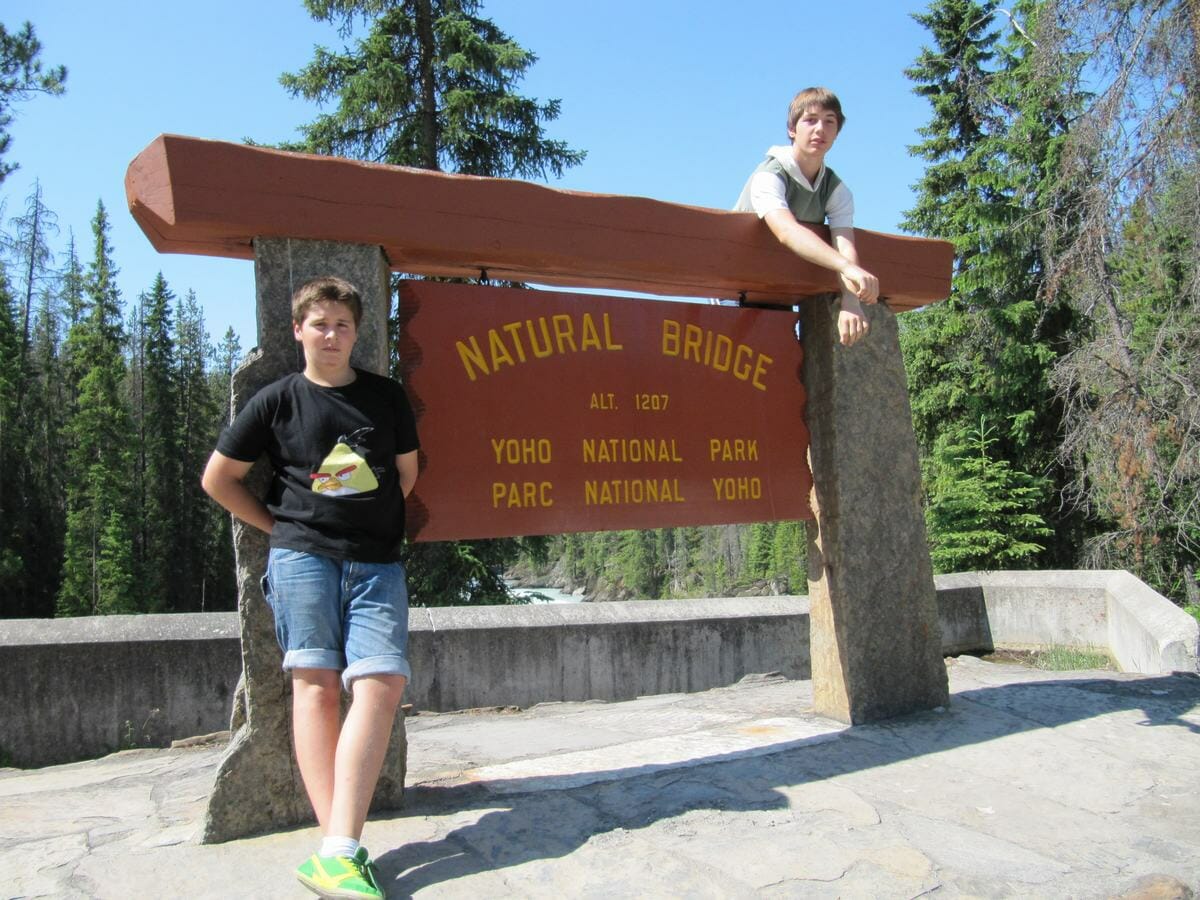 Natural Bridge - que ver en Yoho National Park