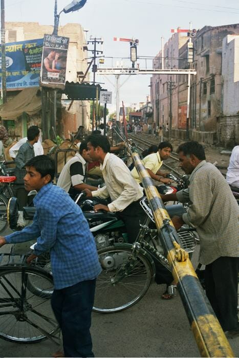 Paso a nivel India