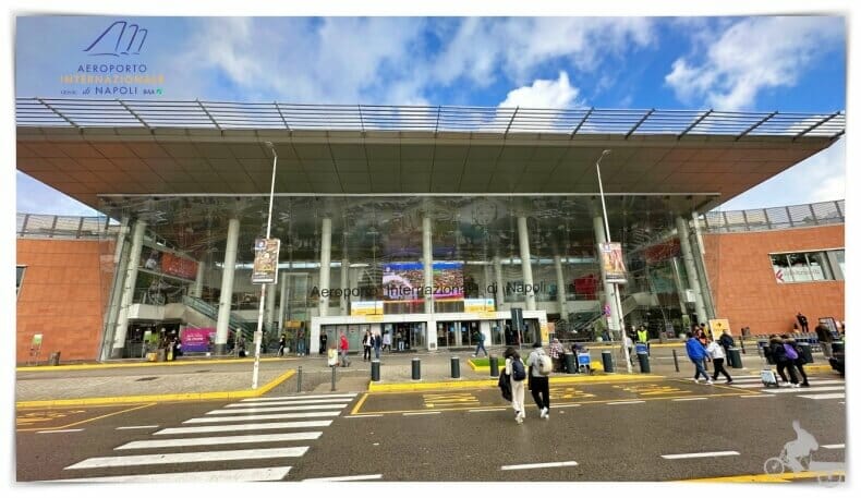 Cómo ir del Aeropuerto de Nápoles al centro
