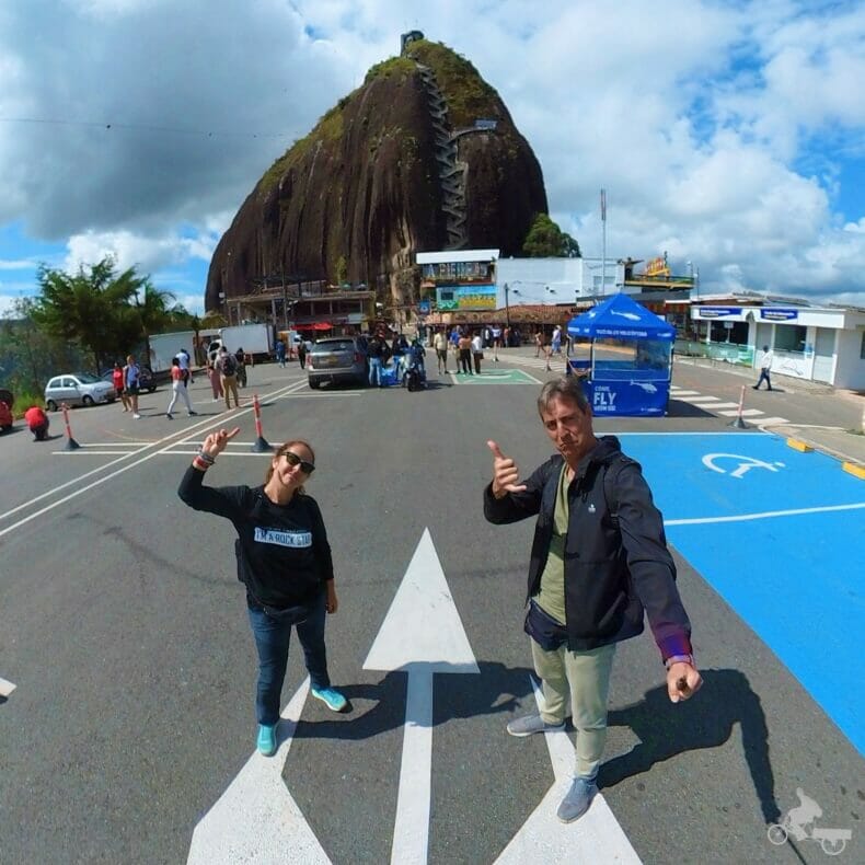 piedra del peñol desde el parking
