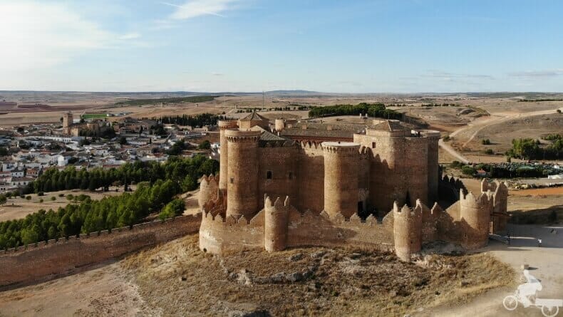 alrededores castillo belmonte