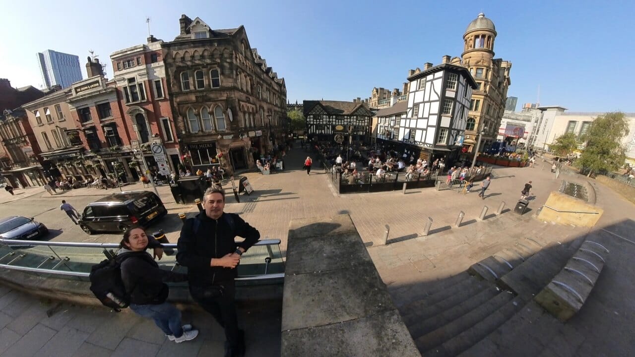 Shambles Square y los dos pubs más antiguos de Manchester