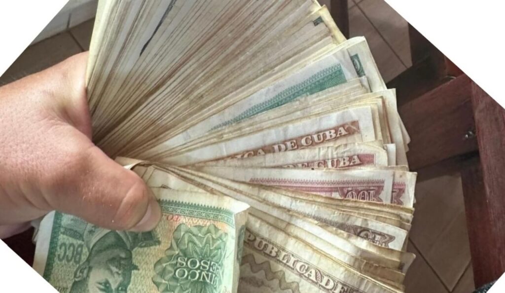 Cambiar moneda en Cuba
